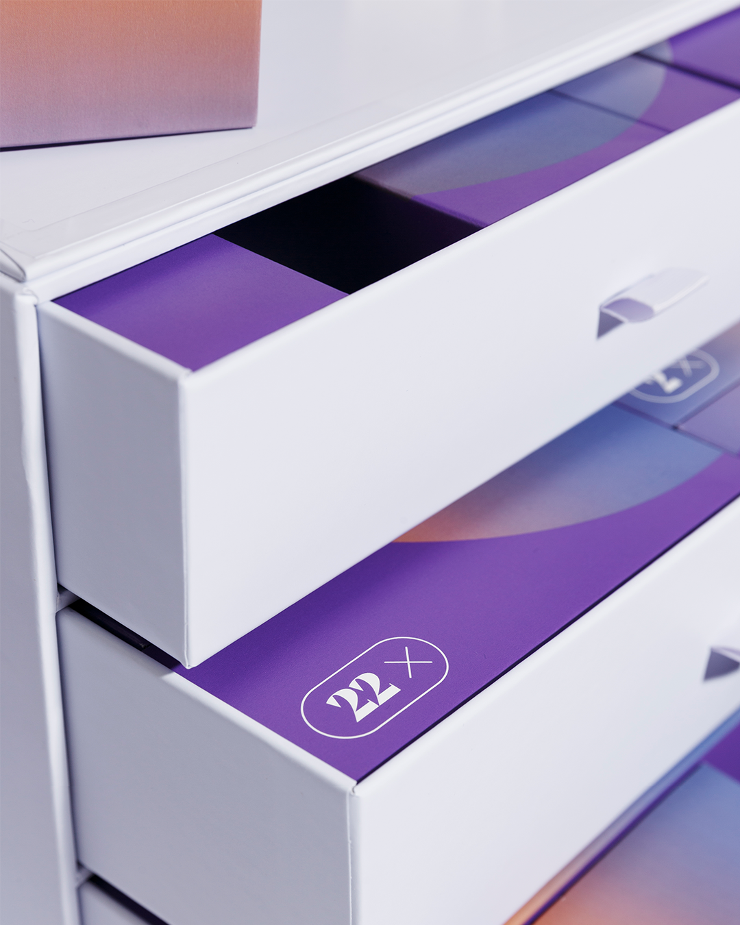 Advent_Calendar_PR_Photos4x5_Clean_Closeup_open_Drawers